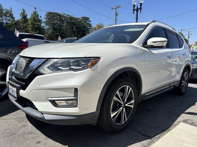 Used 2017 Nissan Rogue SL w/ SL Premium Package FWD image 1