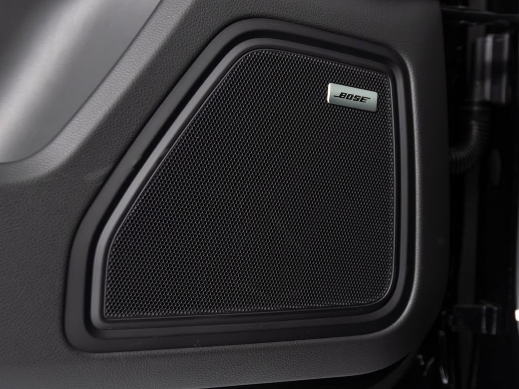 New 2026 Porsche Macan AWD/4WD image 21