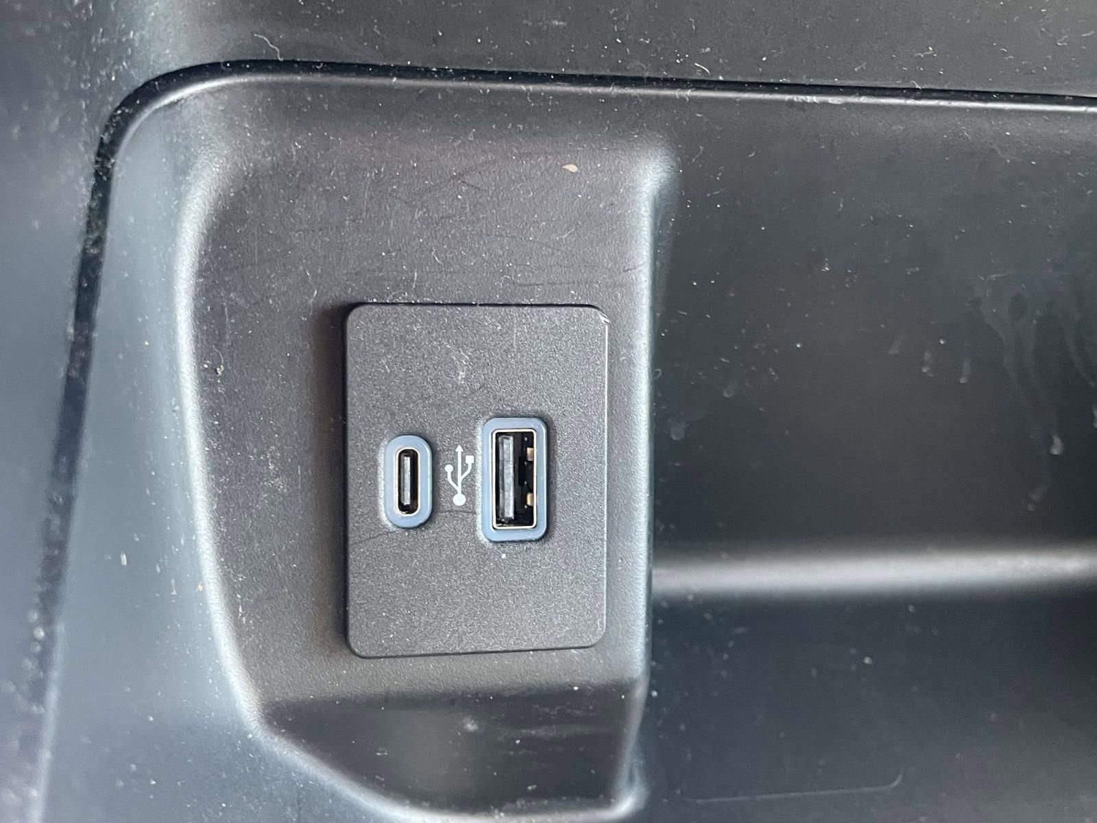 Certified 2022 Ford F150 XLT w/ Equipment Group 302A High image 27