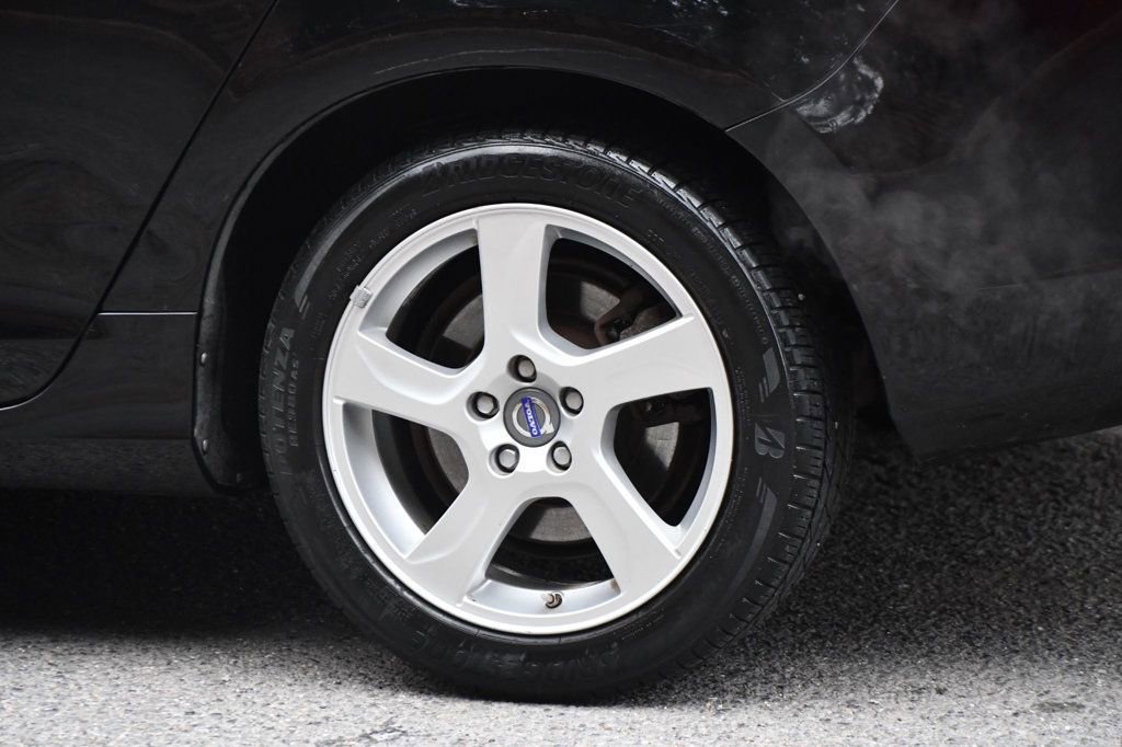 Used 2013 Volvo S60 T5 image 12