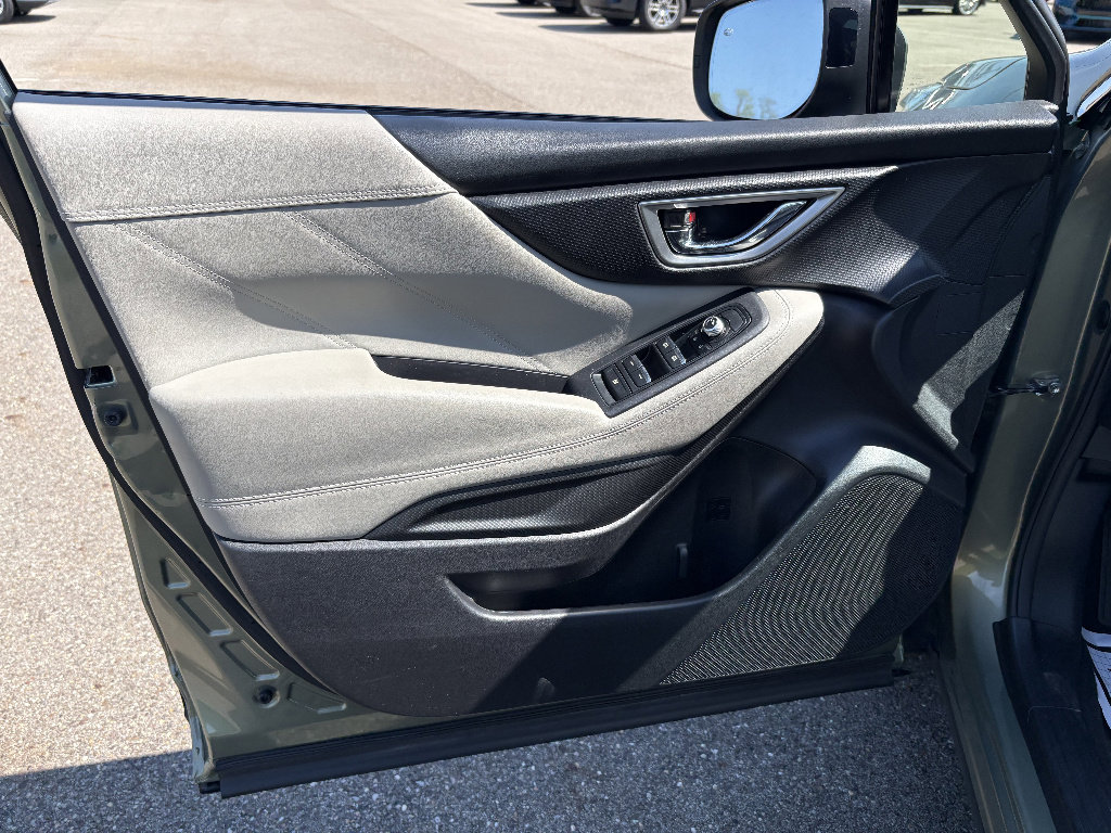 Used 2019 Subaru Forester Limited w/ Popular Package #3 AWD/4WD image 29