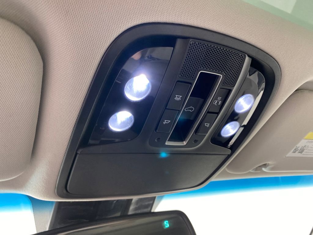 Used 2020 Kia Sorento SX image 27