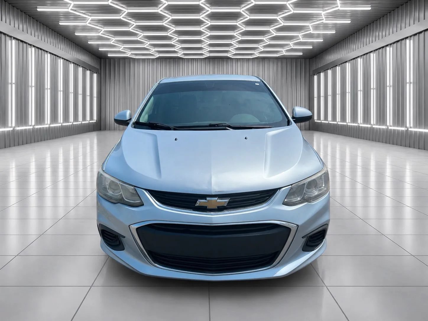 Used 2017 Chevrolet Sonic LT FWD image 4
