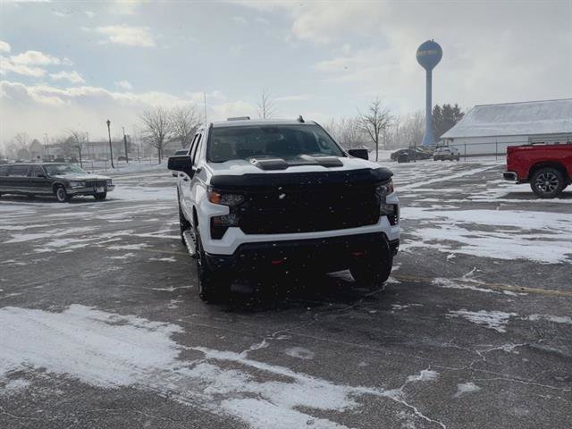Used 2023 Chevrolet Silverado 1500 Custom Trail Boss w/ LPO, Dark Essentials Package image 25