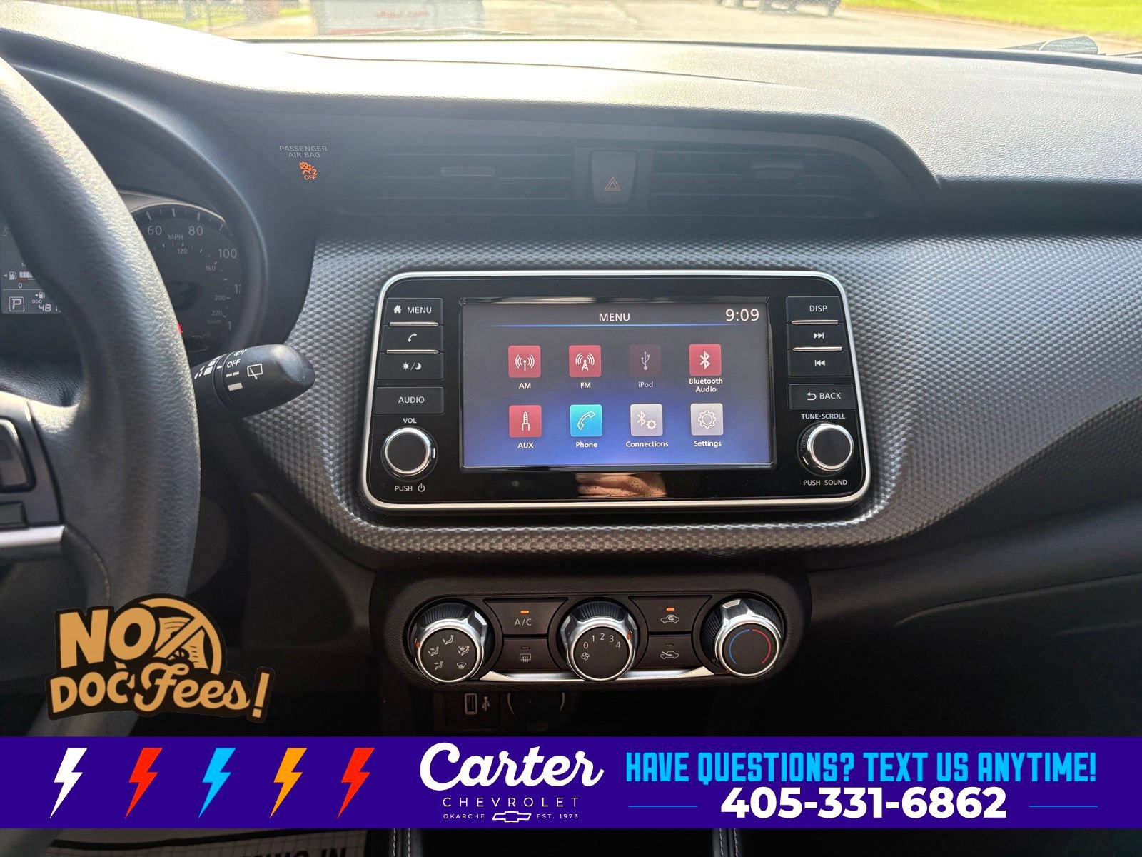 Used 2018 Nissan Kicks S FWD image 29