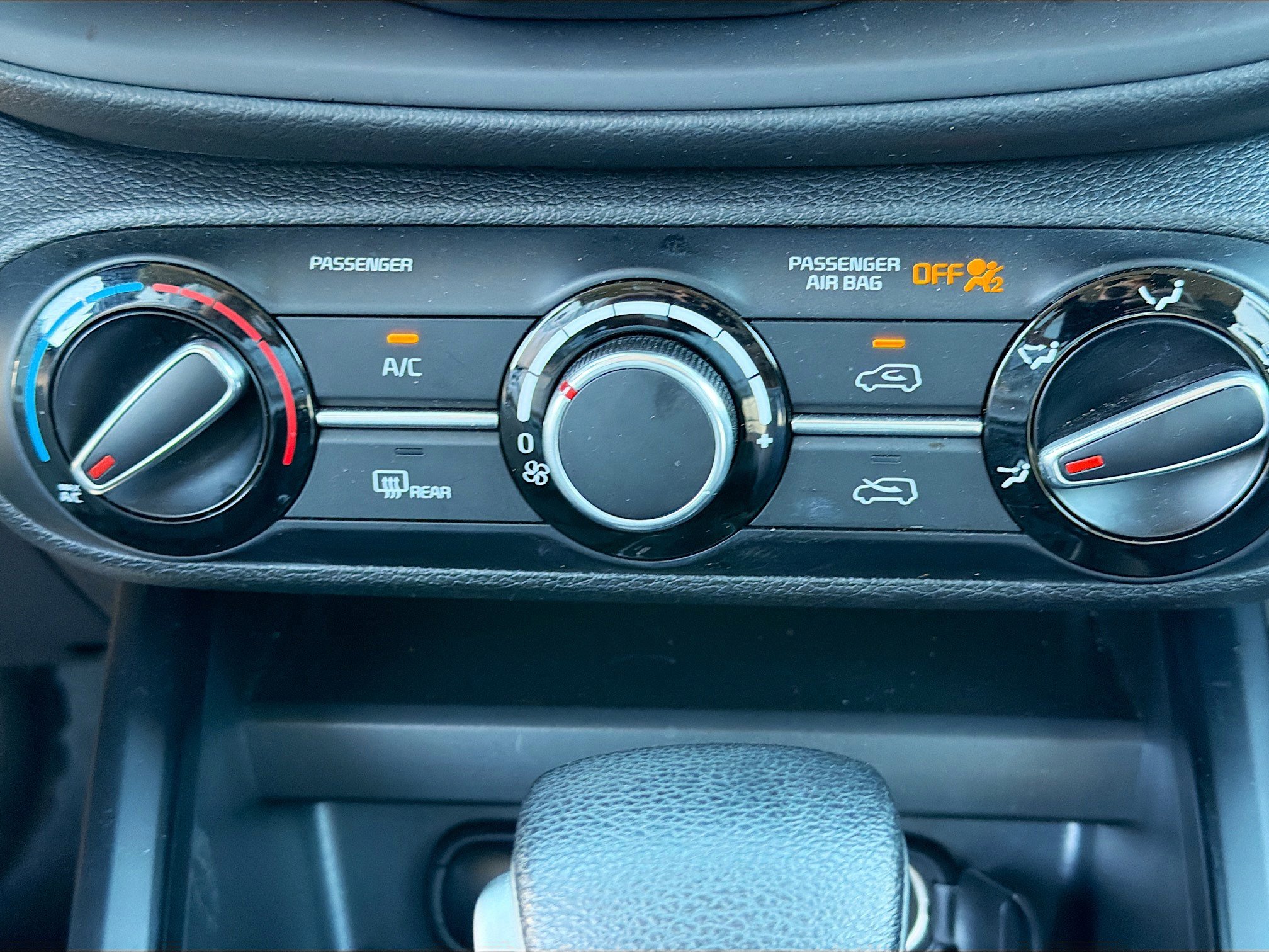 Used 2024 Kia Soul LX w/ Option Group 015 image 32