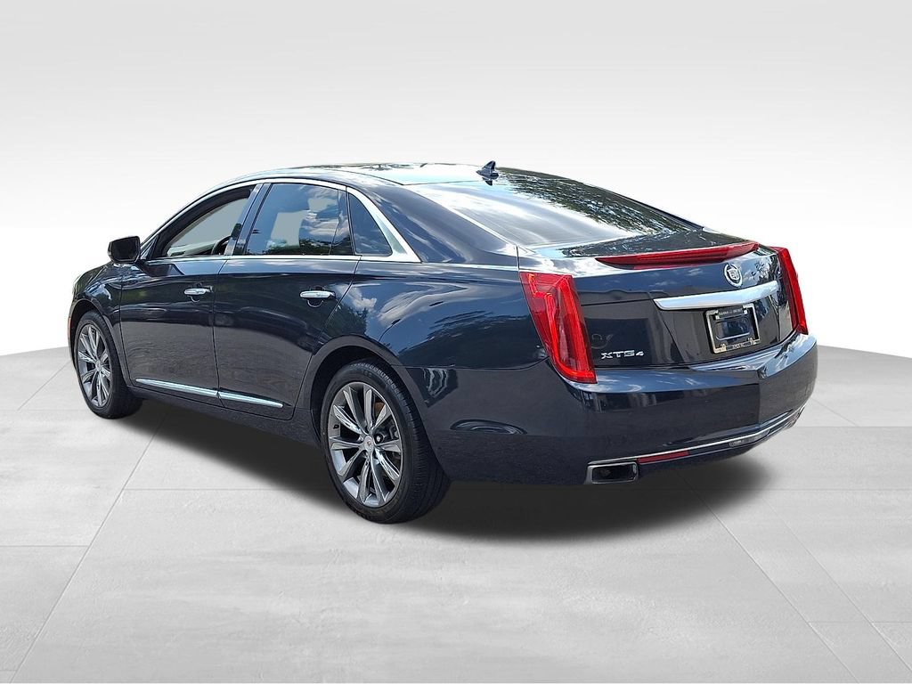 Used 2013 Cadillac XTS Premium AWD/4WD image 4