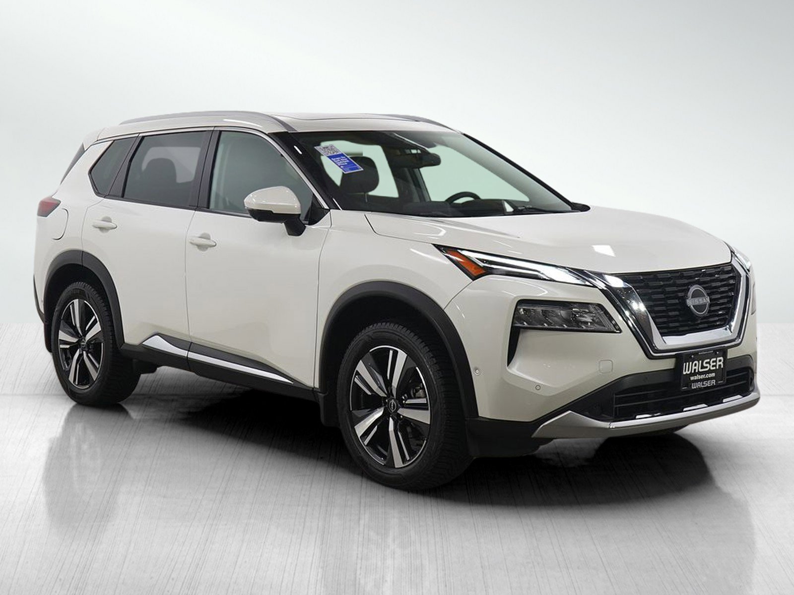 Used 2023 Nissan Rogue Platinum w/ Platinum Premium Package image 7