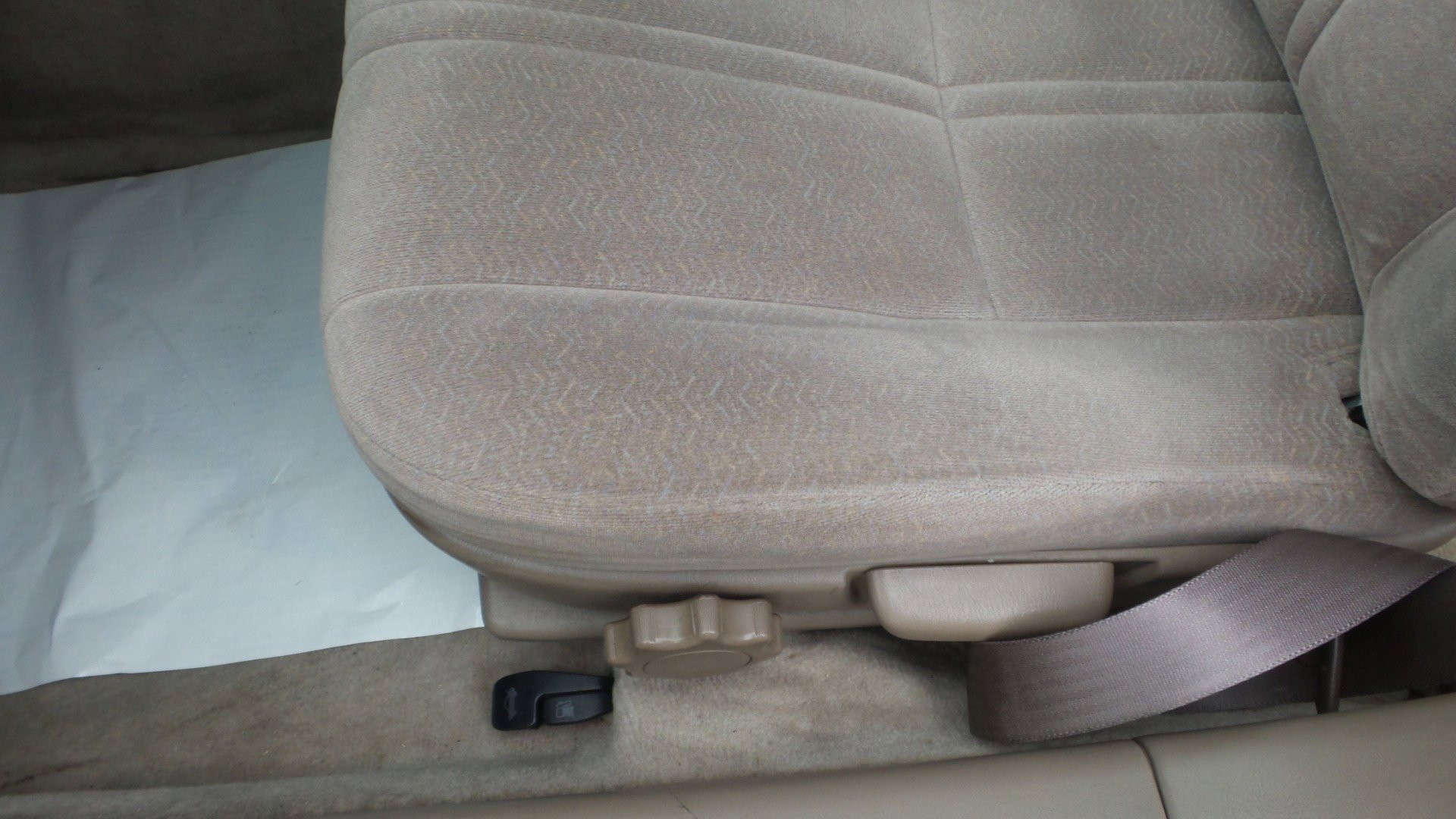 Used 1998 Toyota Camry LE FWD image 30