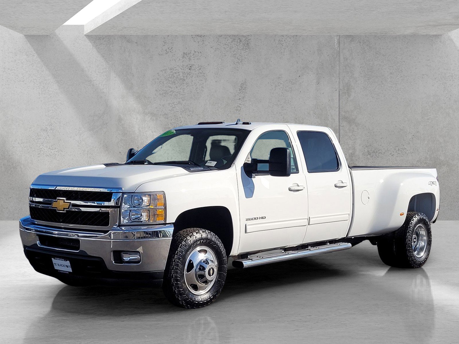 Used 2013 Chevrolet Silverado 3500 LTZ w/ LTZ Plus Package image 8