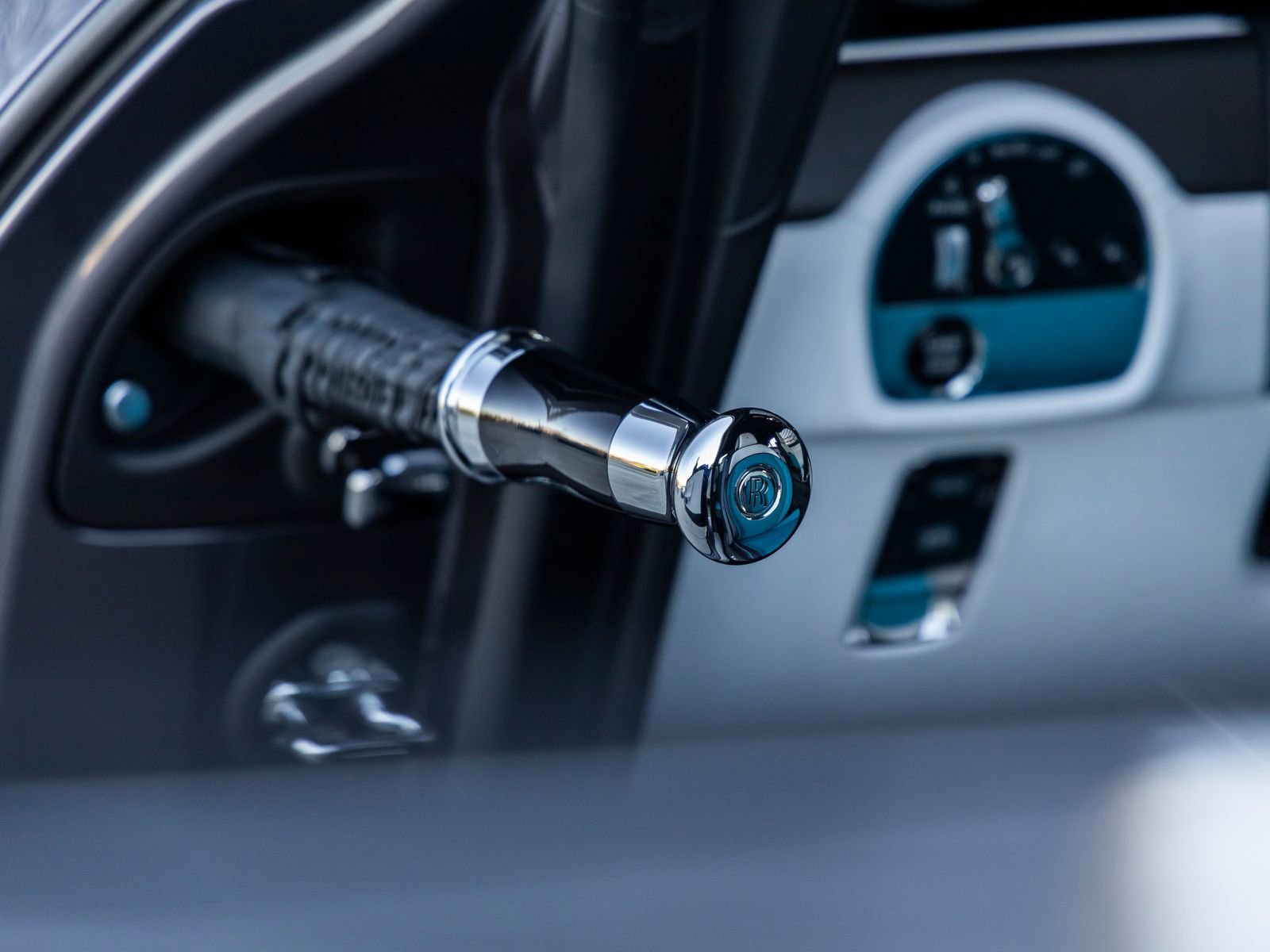 Certified 2025 Rolls-Royce Spectre image 31