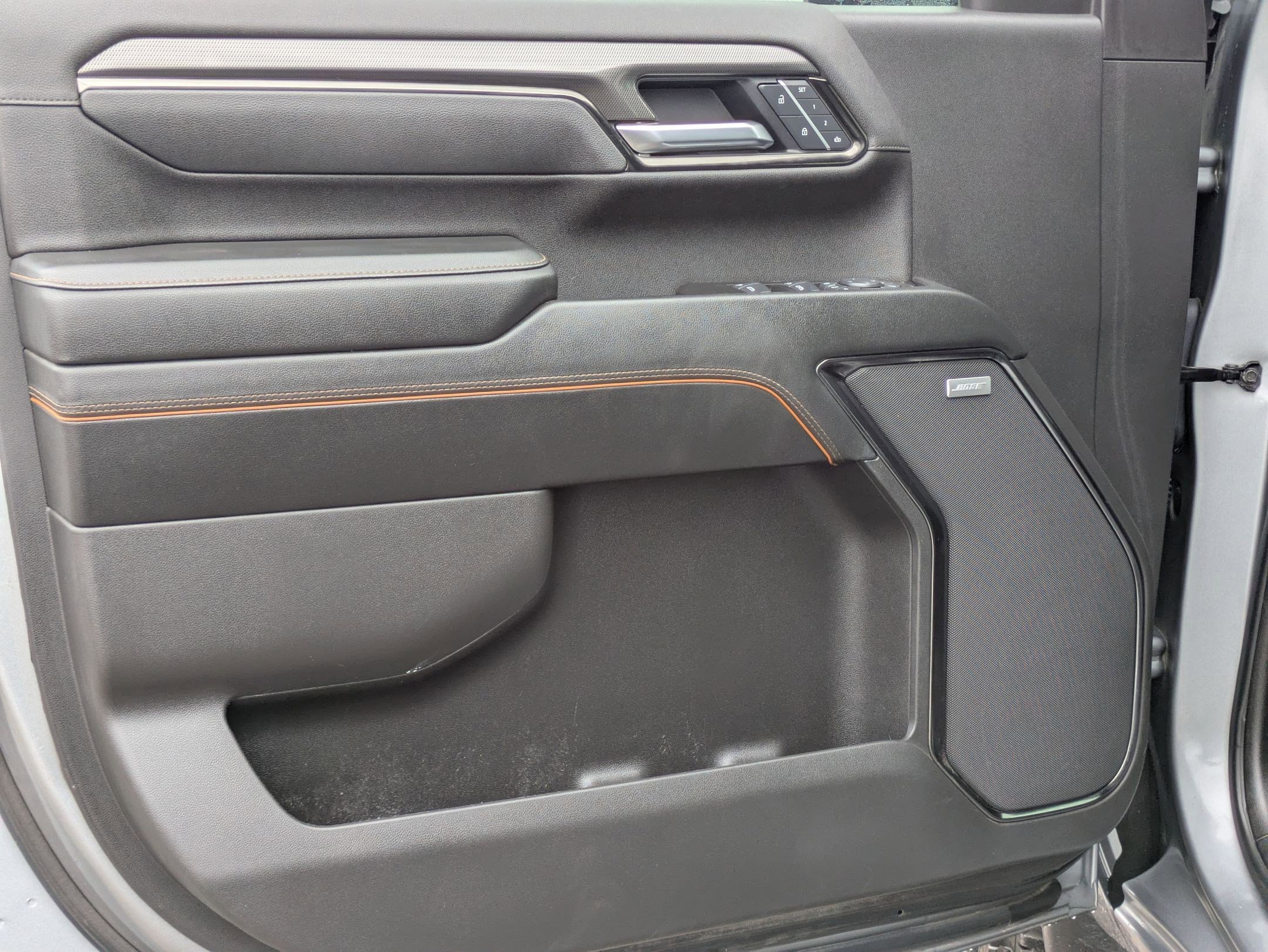 Used 2025 GMC Sierra 2500 AT4 w/ AT4 Premium Plus Package image 12