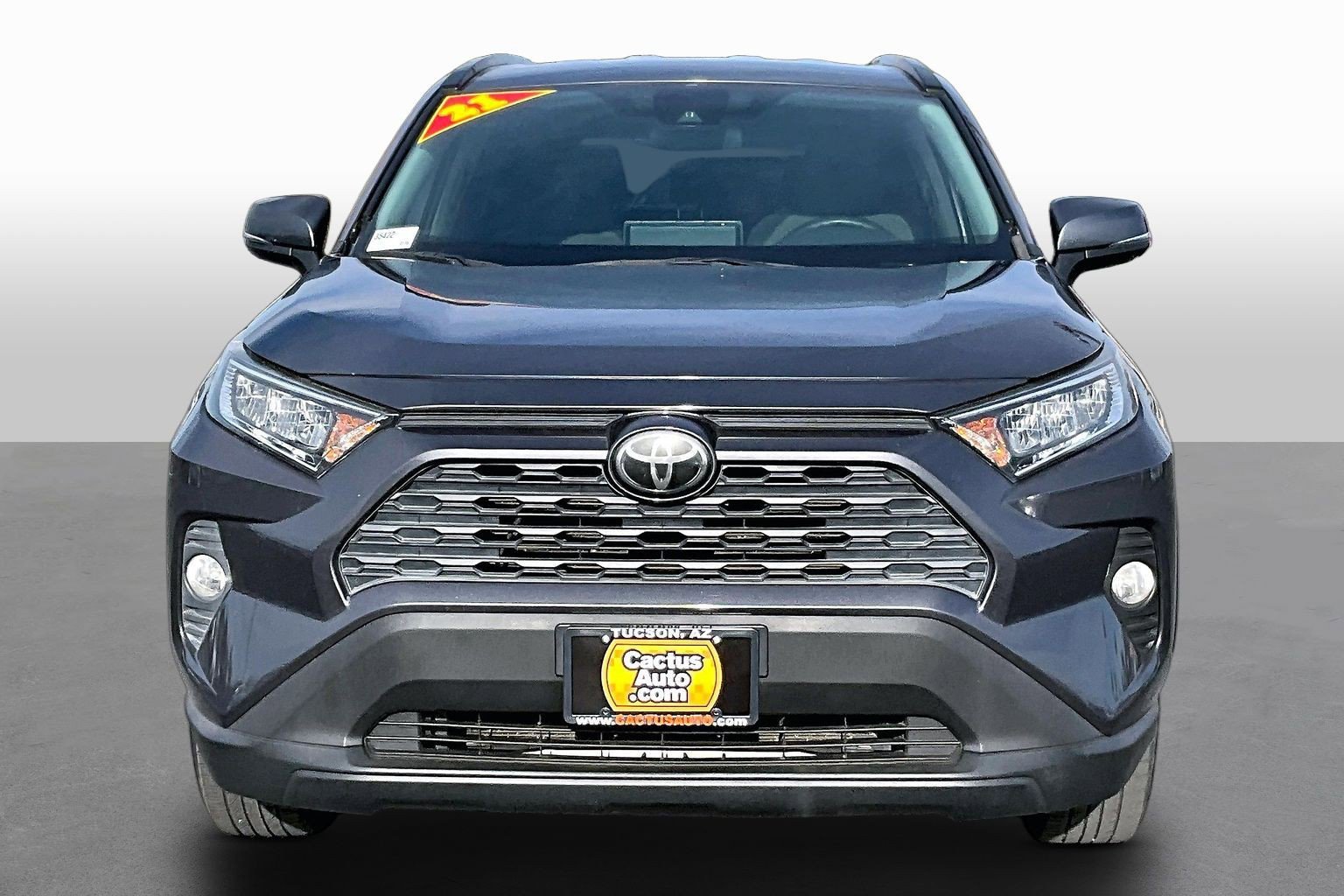 Used 2021 Toyota RAV4 XLE FWD image 3