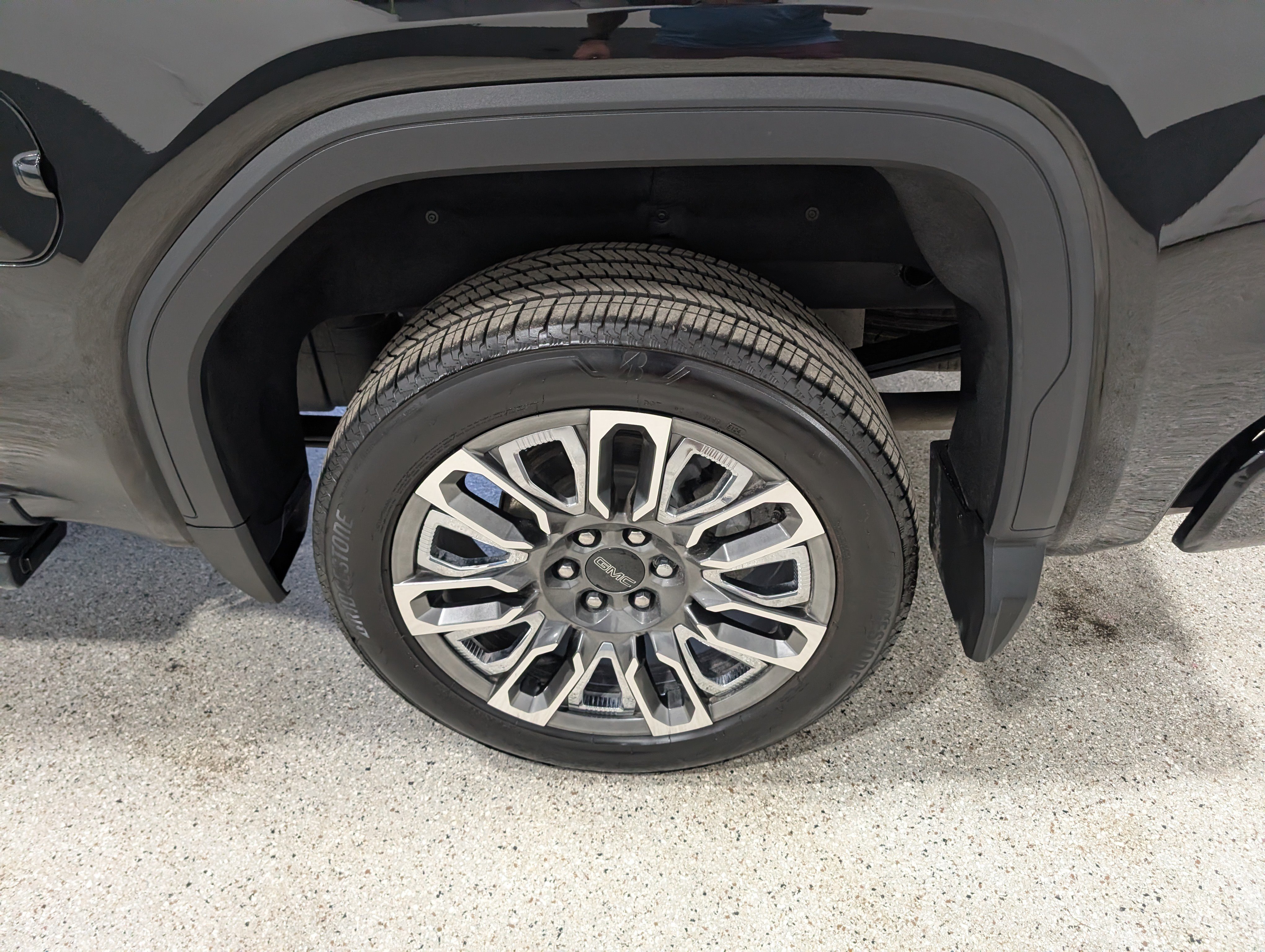 Used 2025 GMC Sierra 1500 Denali Ultimate AWD/4WD image 13