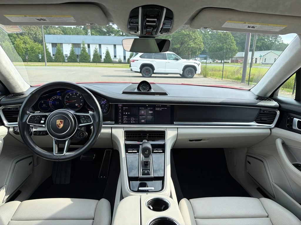 Used 2019 Porsche Panamera GTS AWD/4WD image 8