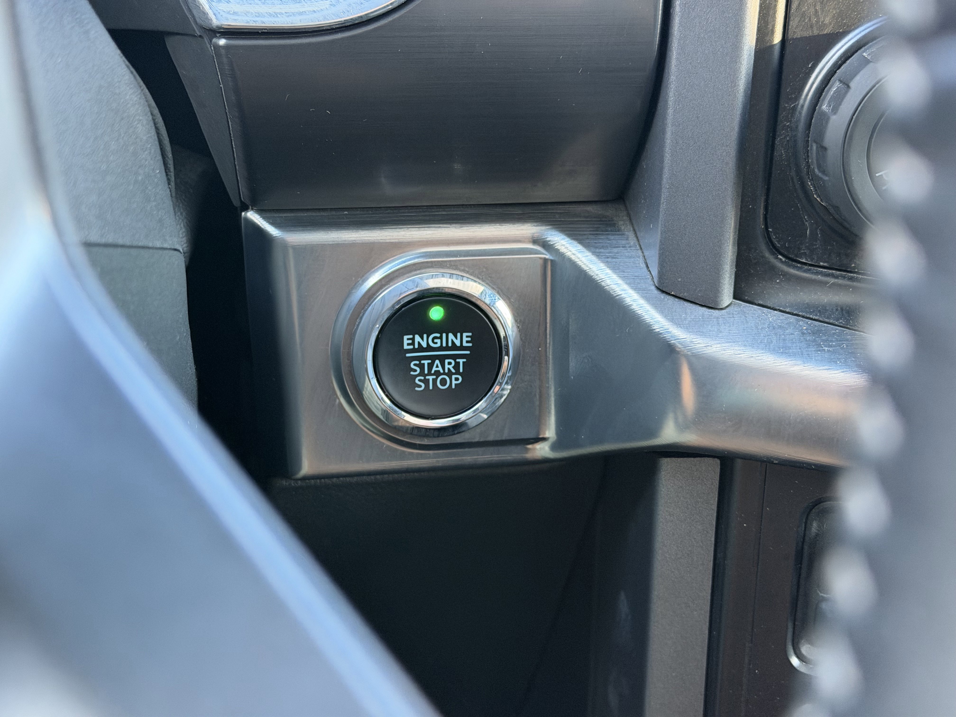 Used 2023 Ford F150 Lariat image 21