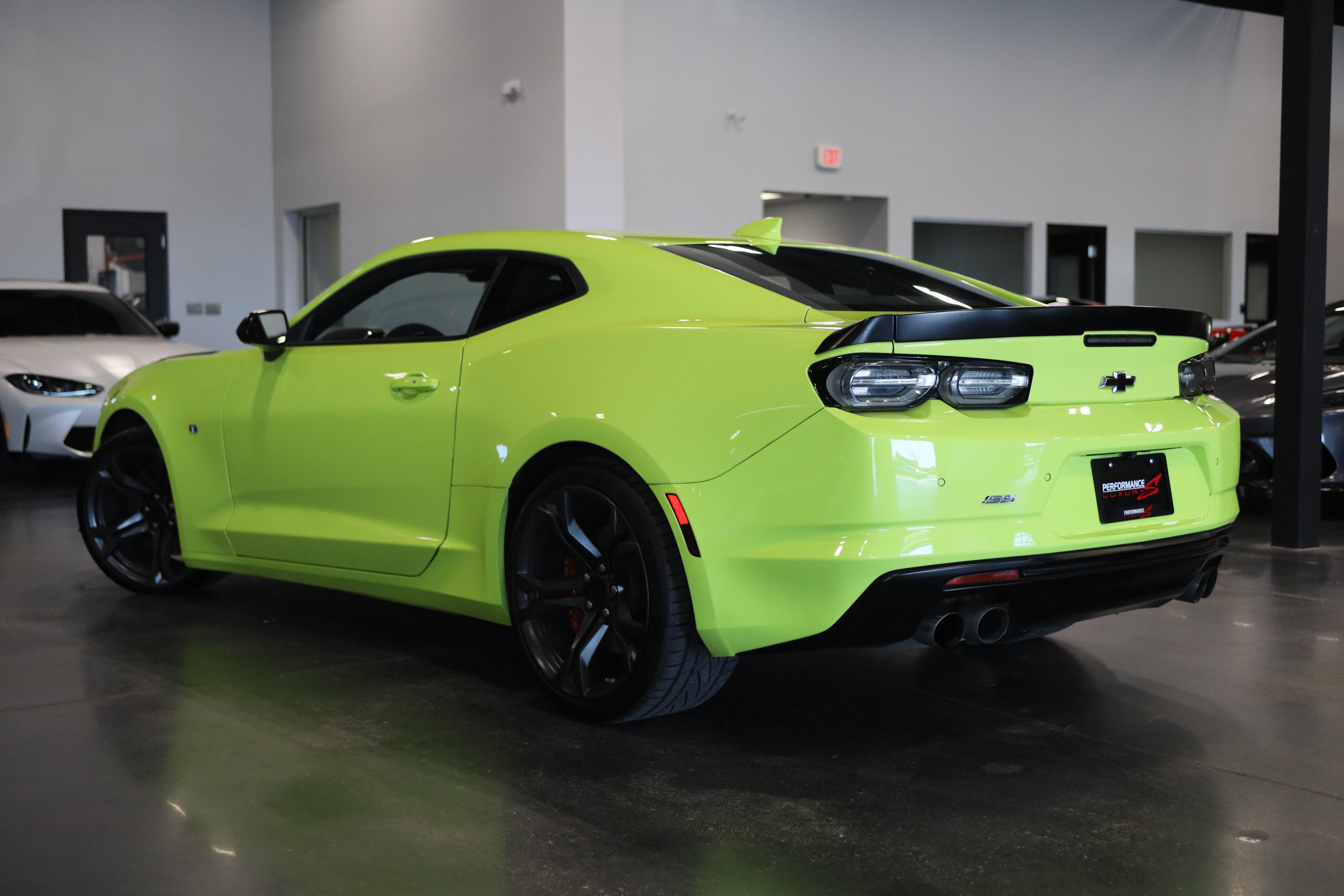 Used 2019 Chevrolet Camaro SS RWD image 4