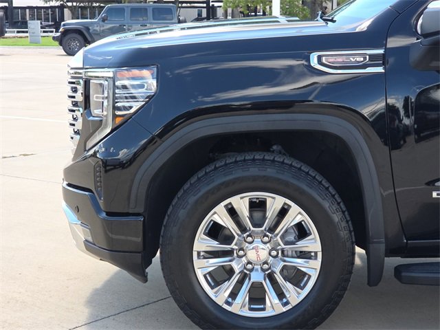Used 2024 GMC Sierra 1500 Denali w/ Technology Package image 5