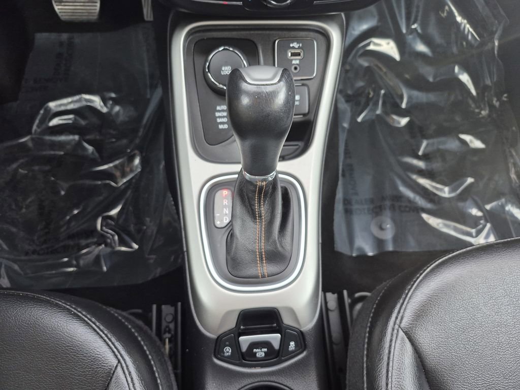 Used 2019 Jeep Compass Latitude w/ Popular Equipment Group image 10