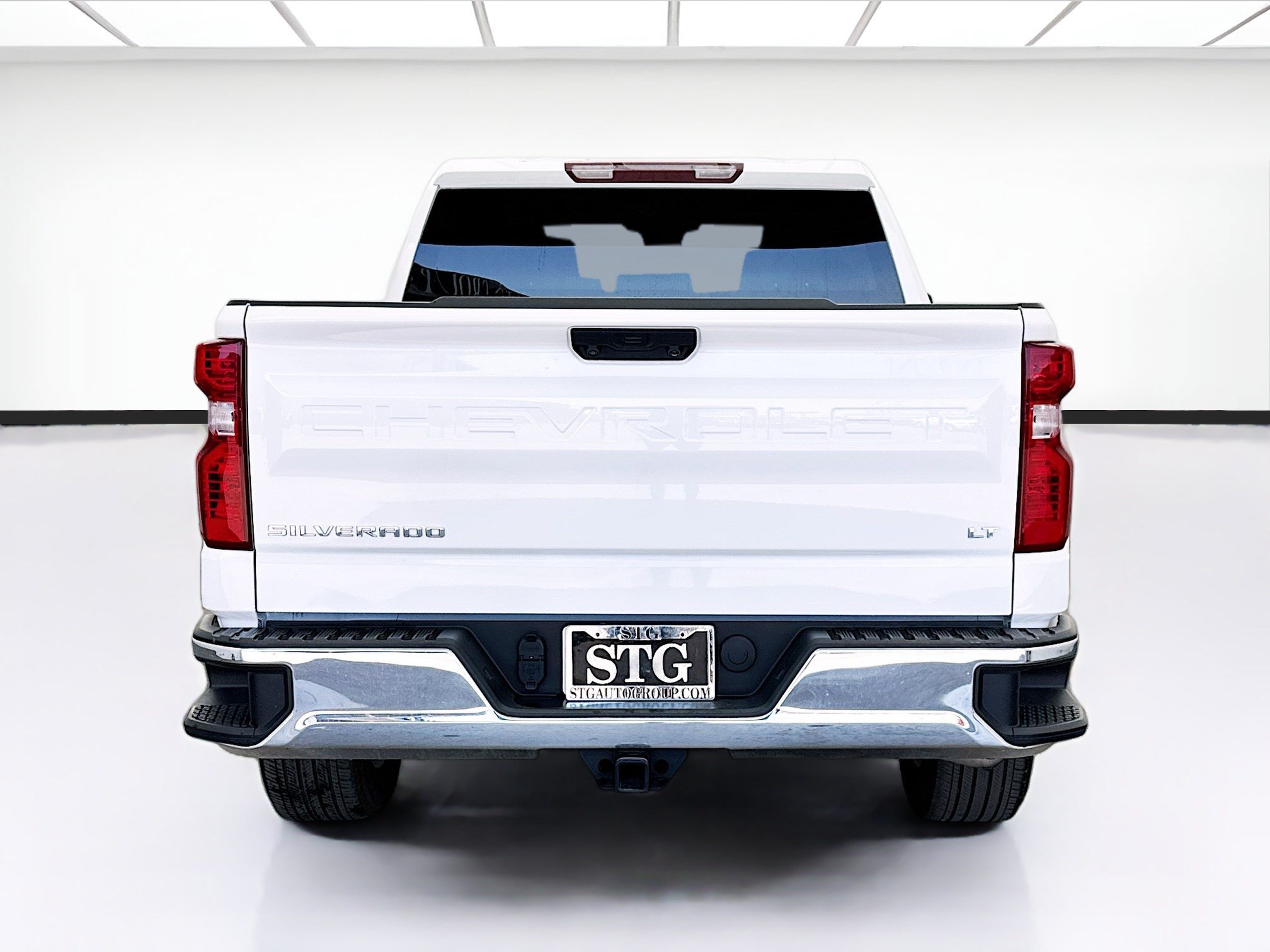 Used 2024 Chevrolet Silverado 1500 LT AWD/4WD image 5
