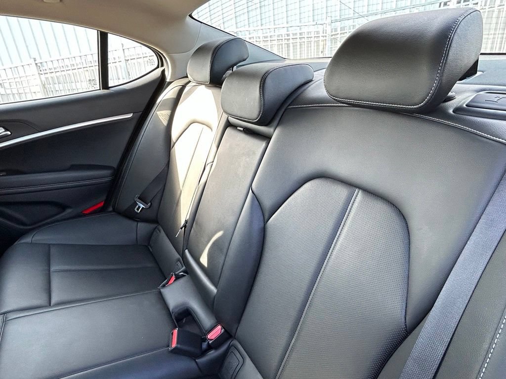 Used 2025 Genesis G70 2.5T AWD/4WD image 52