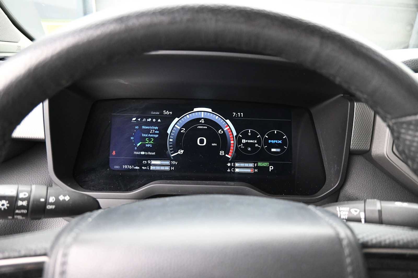 Used 2024 Toyota Tundra Limited AWD/4WD image 7