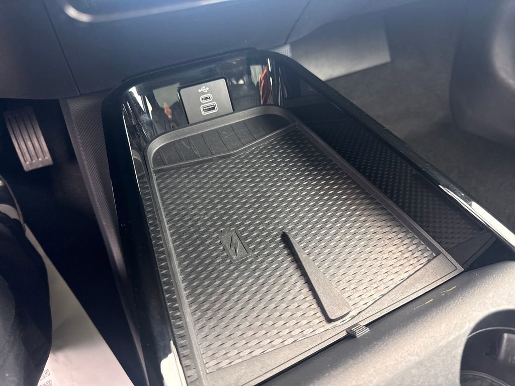 Used 2025 Ford Mustang Mach-E Premium AWD/4WD image 35