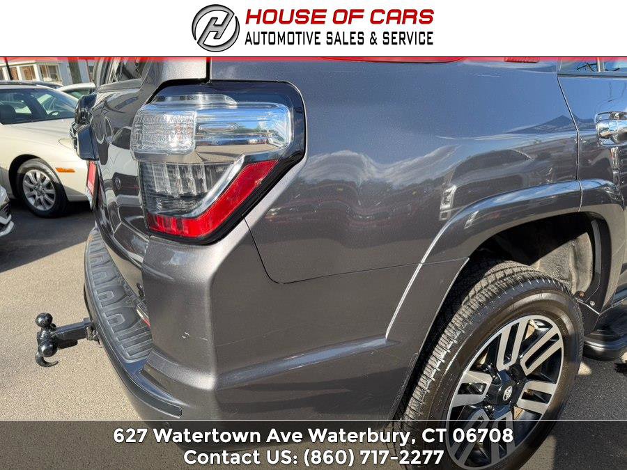 Used 2015 Toyota 4Runner Limited AWD/4WD image 16