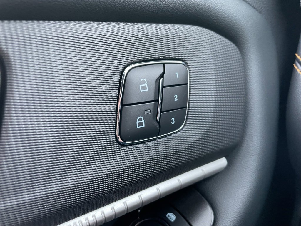 New 2026 Ford Explorer Tremor w/ Tremor Convenience Package image 28