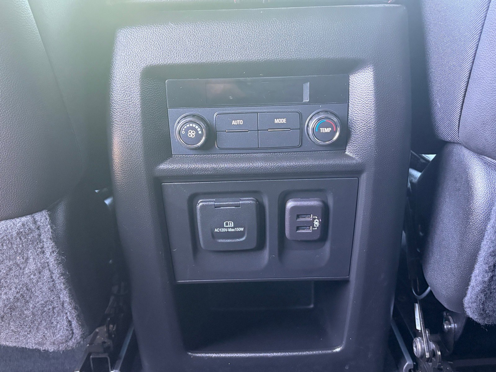 Used 2023 Chevrolet Traverse RS image 11