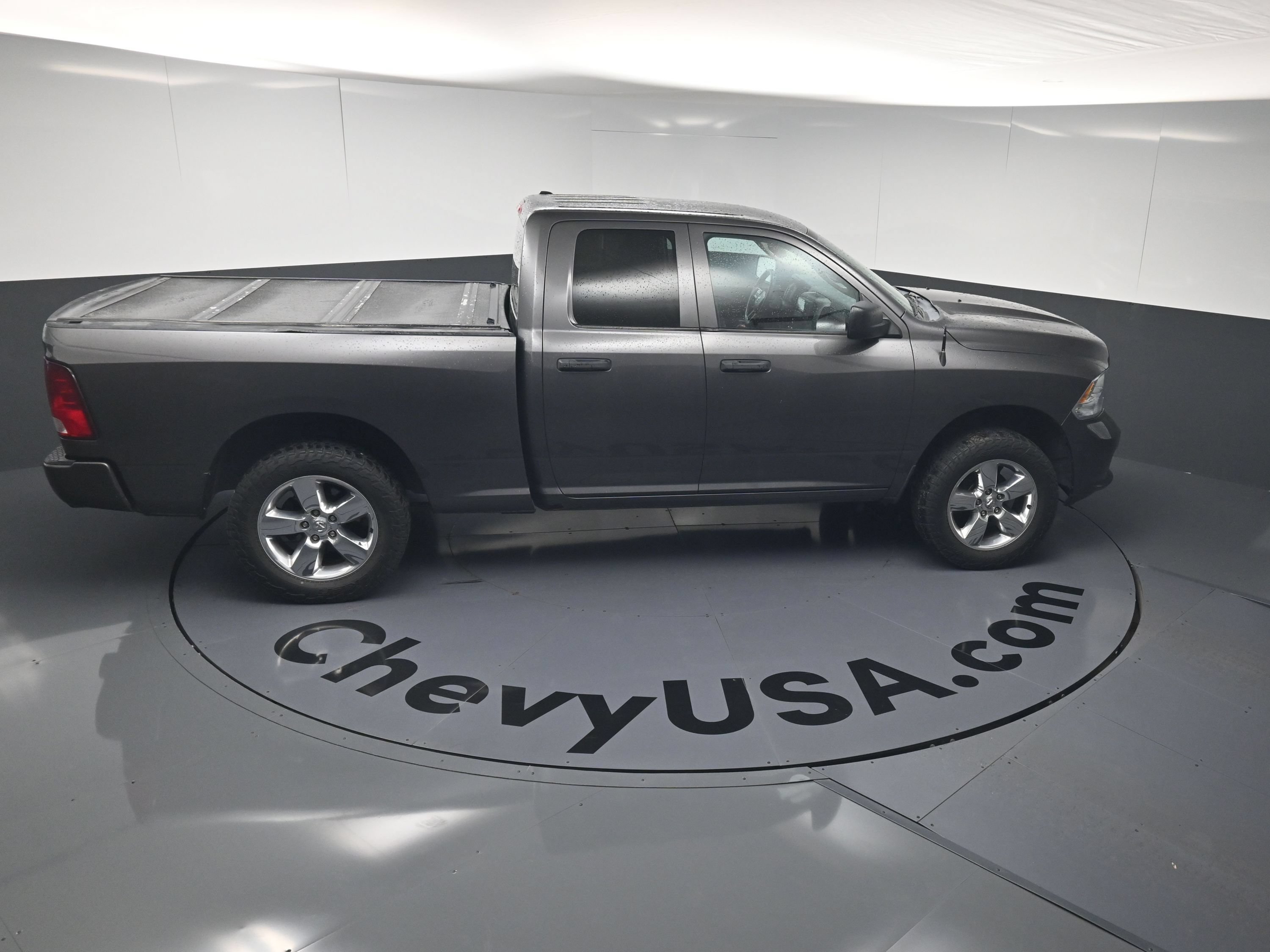Used 2016 RAM 1500 Express AWD/4WD image 32