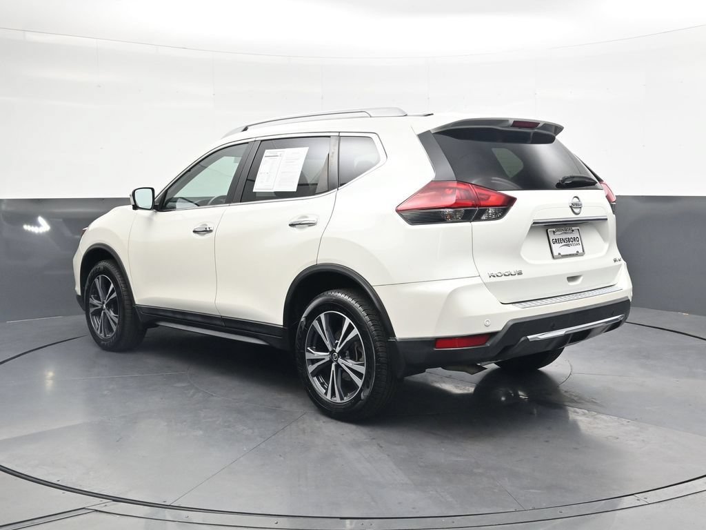 Used 2020 Nissan Rogue SV w/ Premium Package AWD/4WD image 11