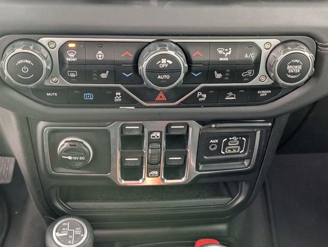 Used 2025 Jeep Wrangler Unlimited Sahara w/ Safety Group image 20