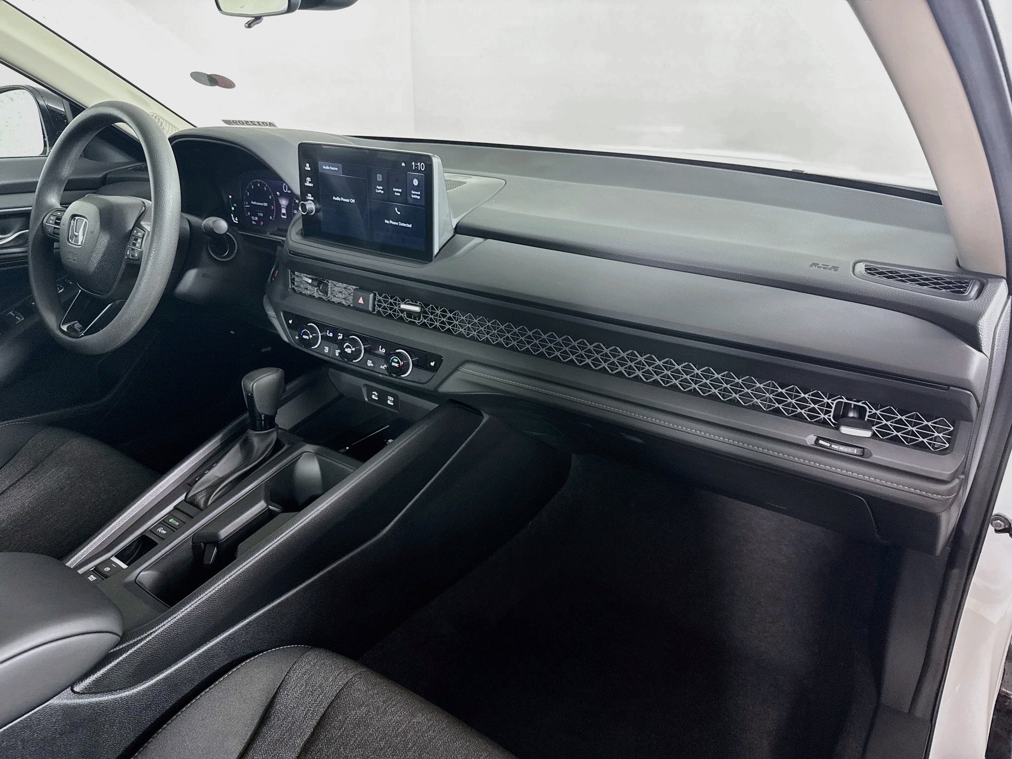 Certified 2026 Honda Accord SE image 36