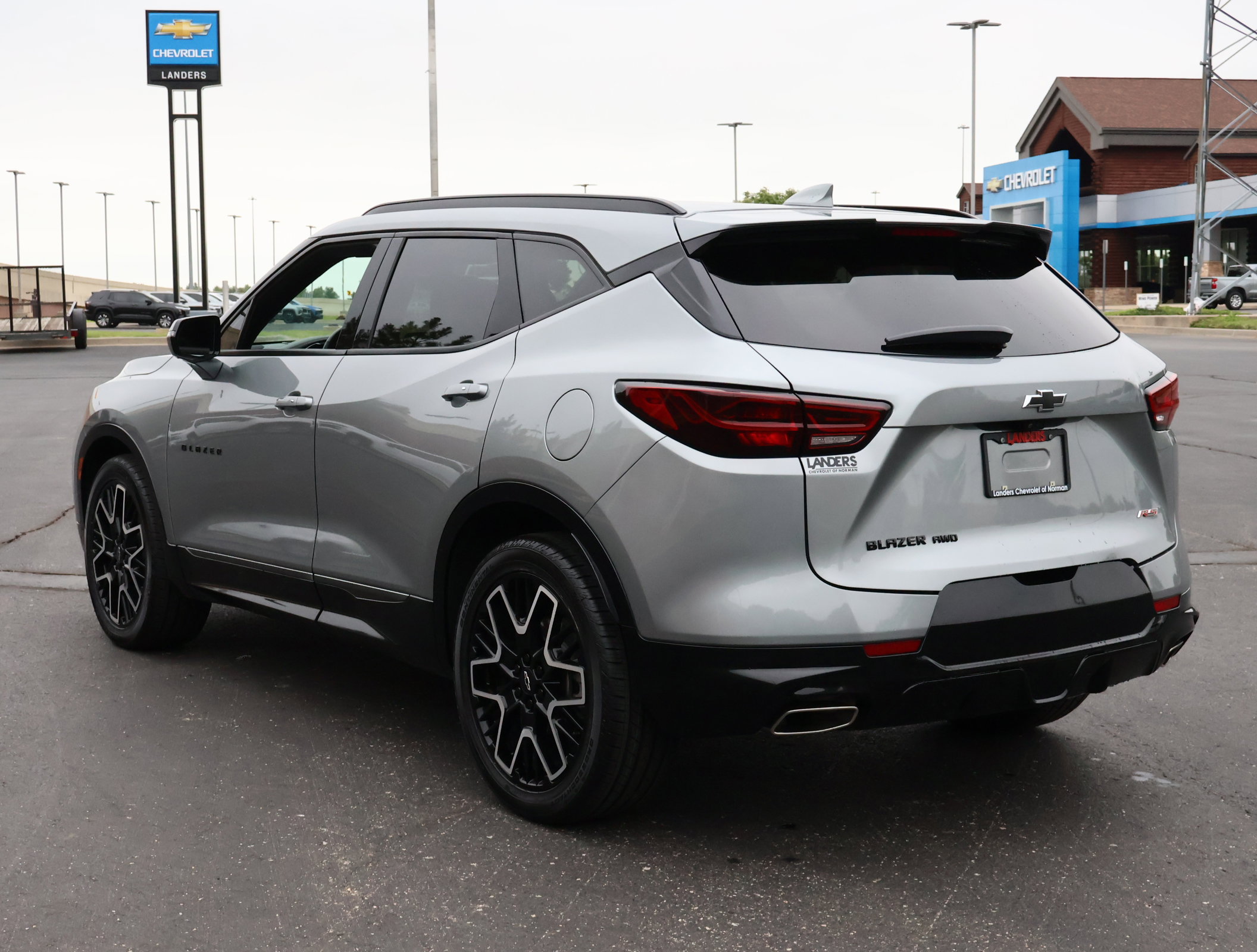 Used 2023 Chevrolet Blazer RS w/ Driver Confidence II Package AWD/4WD image 7