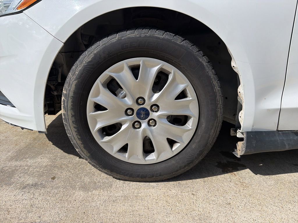 Used 2013 Ford Fusion S image 7