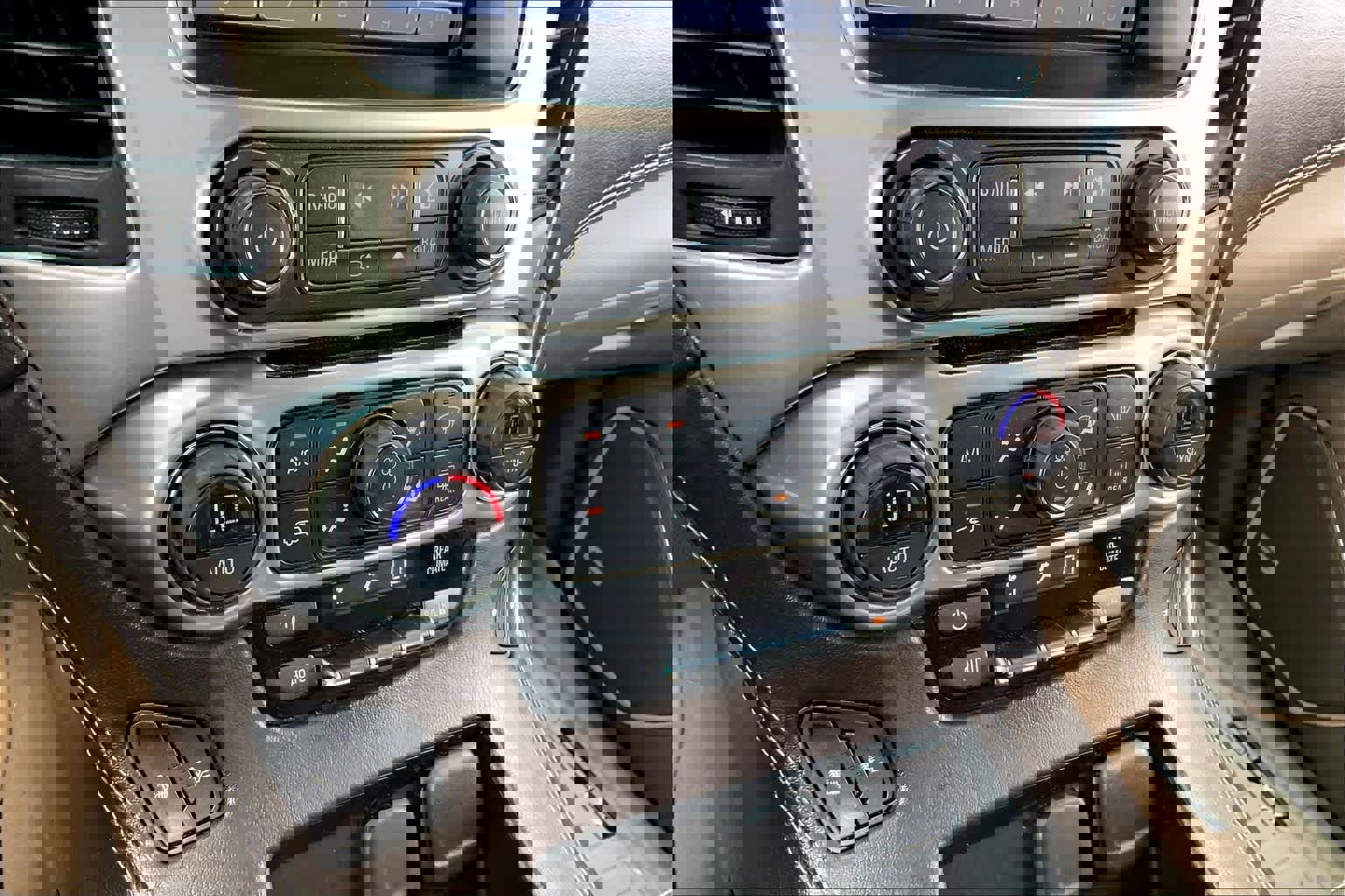 Used 2019 Chevrolet Tahoe LT w/ Luxury Package image 32