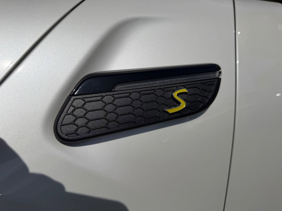 Used 2023 MINI Cooper SE image 48