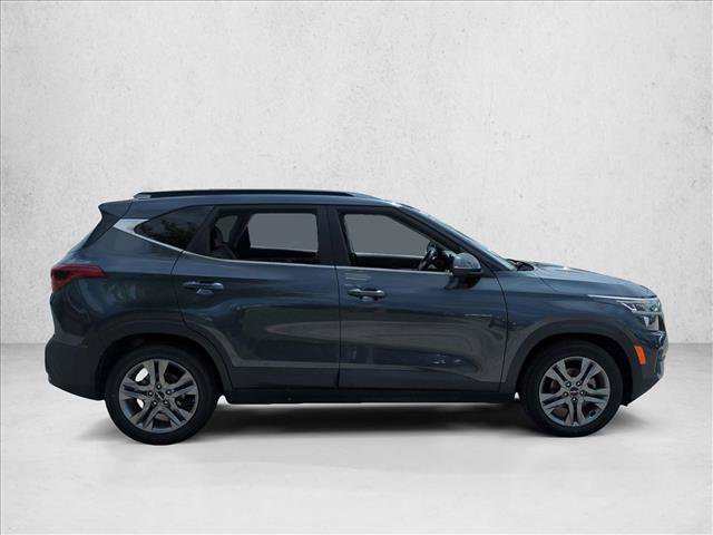 Used 2022 Kia Seltos S FWD image 4