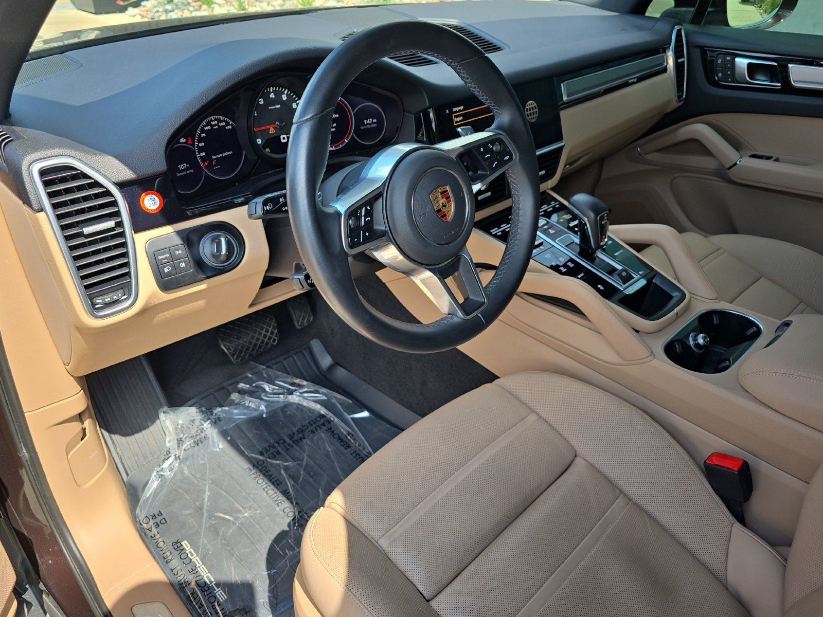 Certified 2023 Porsche Cayenne Platinum Edition AWD/4WD image 4