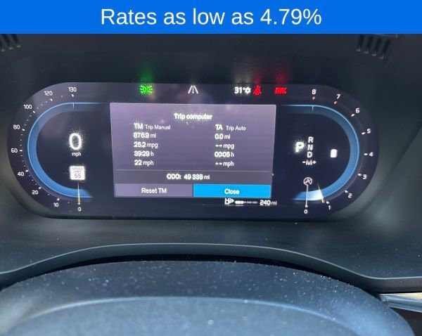 Certified 2023 Volvo XC60 B5 Plus w/ Climate Package image 6