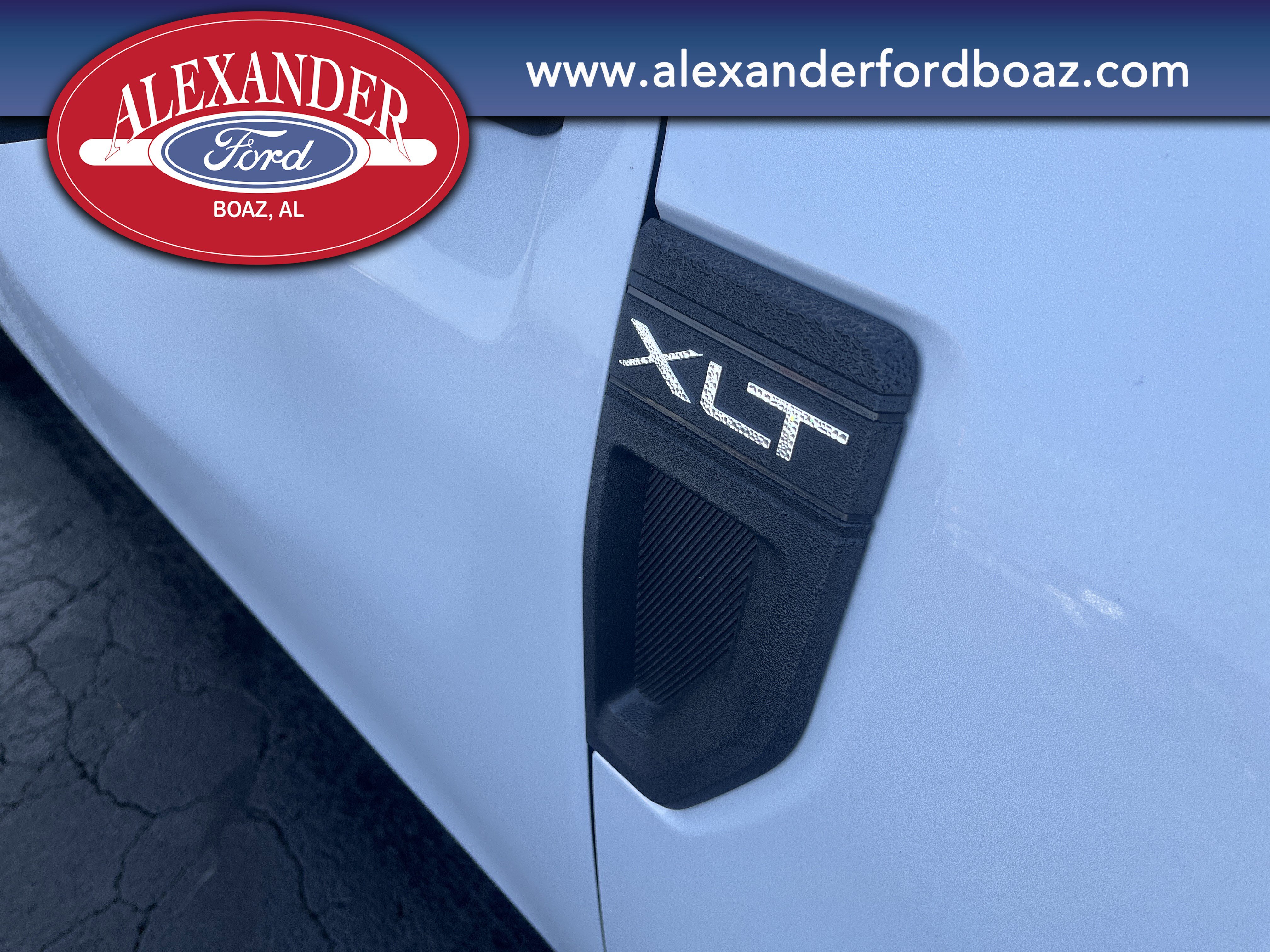 New 2025 Ford Maverick XLT image 7