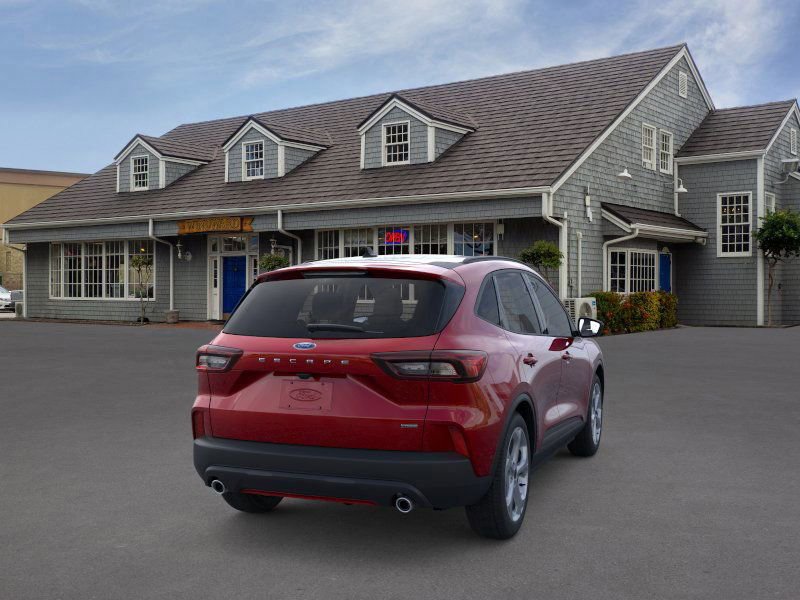 Used 2025 Ford Escape ST-Line w/ Equipment Group 301A image 8