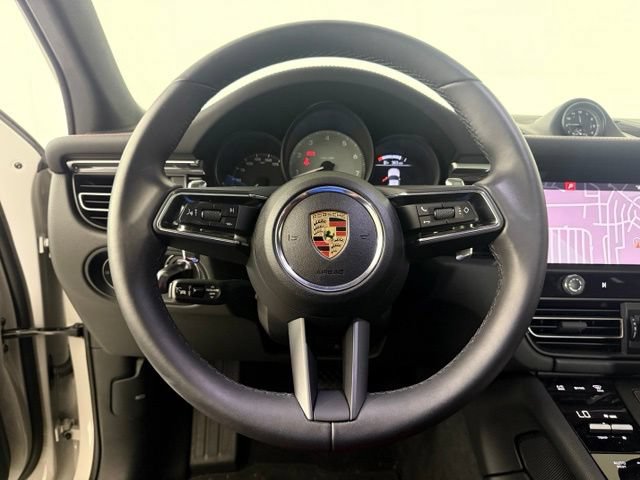 Used 2025 Porsche Macan S AWD/4WD image 28