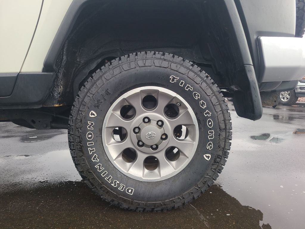 Used 2012 Toyota FJ Cruiser 4WD image 13