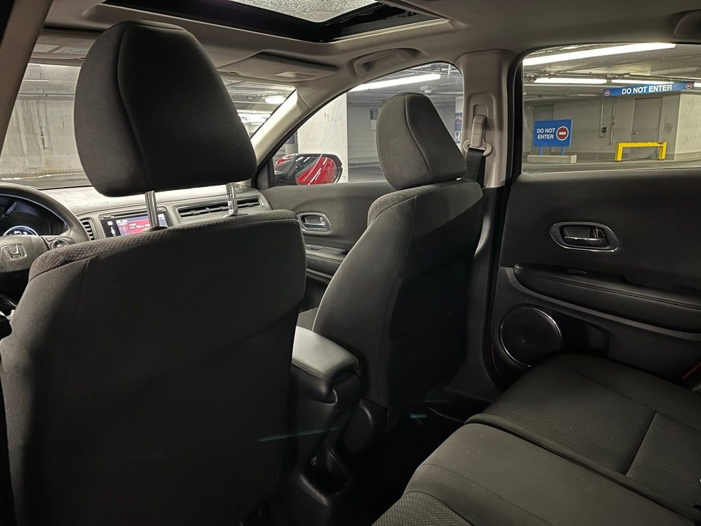 Used 2017 Honda HR-V EX image 17