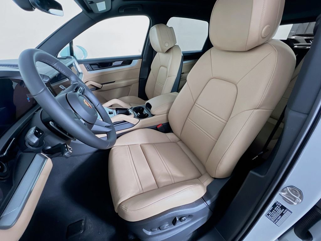 New 2026 Porsche Cayenne image 5