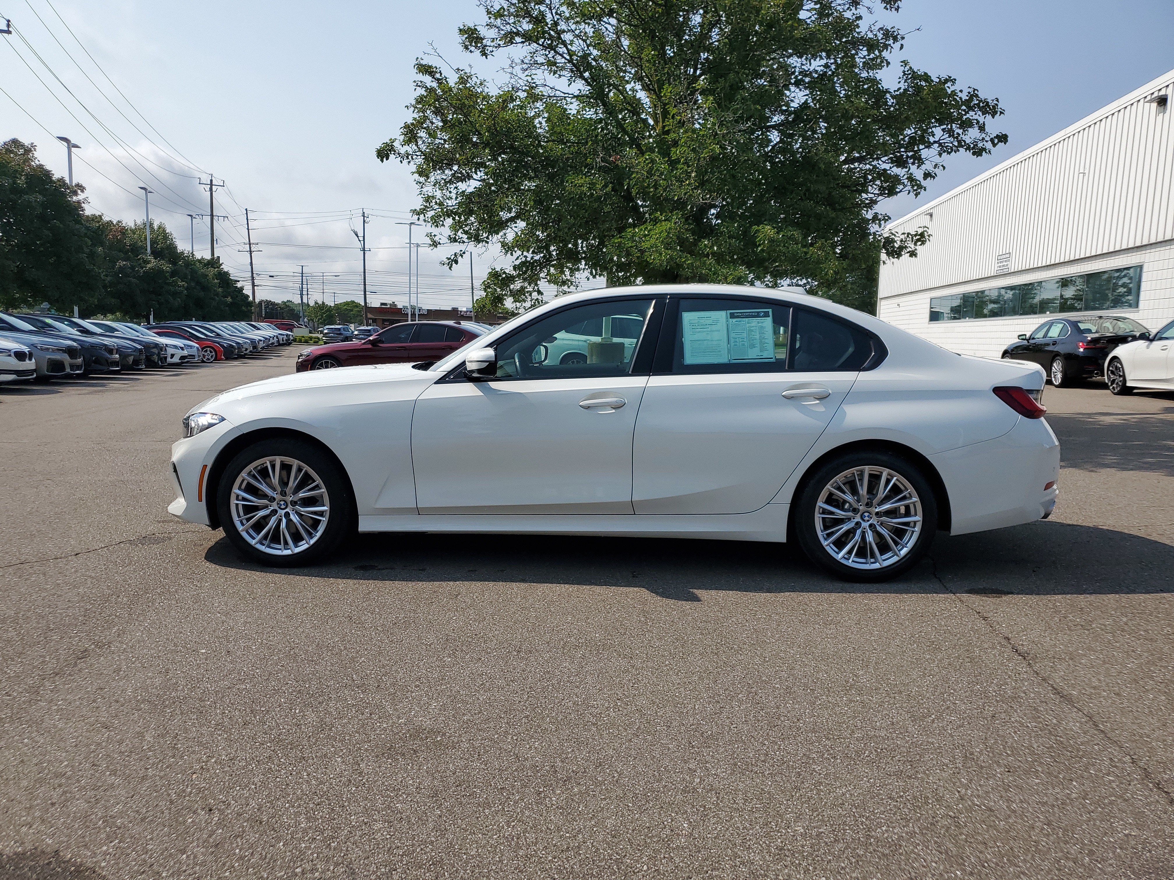Used 2023 BMW 330i xDrive Sedan w/ Driving Assistance Package AWD/4WD video 2