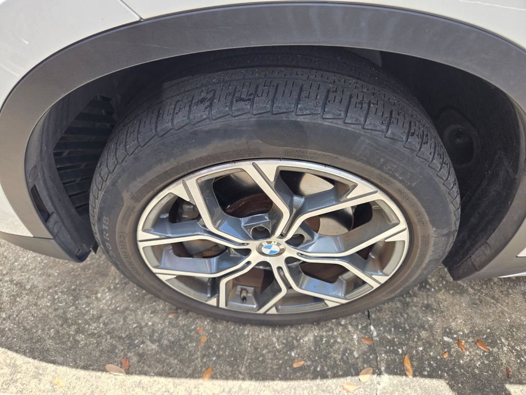 Used 2021 BMW X1 sDrive28i FWD image 3