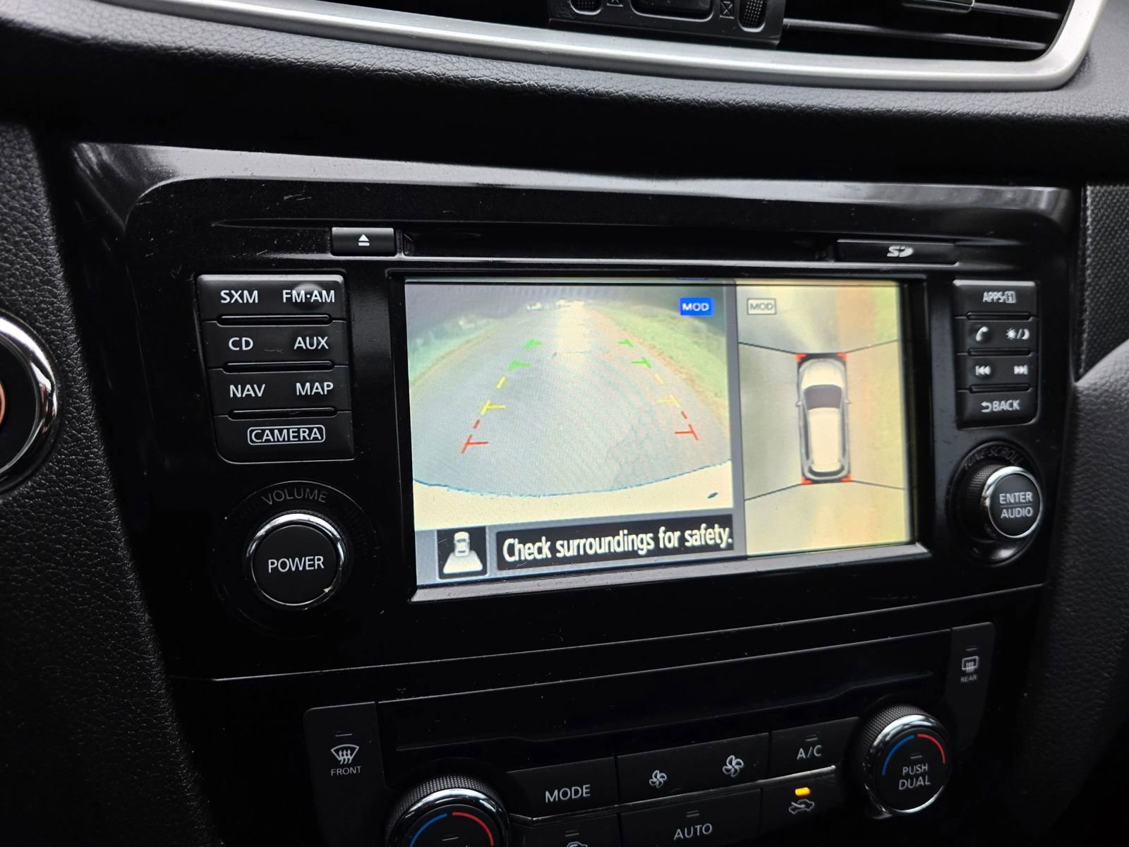 Used 2016 Nissan Rogue SL w/ SL Premium Package image 31